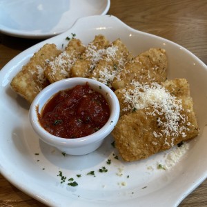 Appetizers - Fried Mozzarella