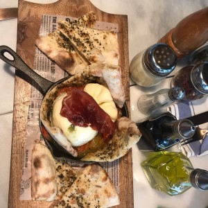 Para Empezar - Burrata is Love