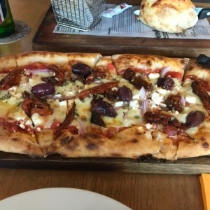 Pizza Griega