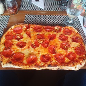 pizza personal de peperoni