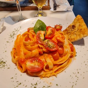 Fettuccini Gamberi Rosse