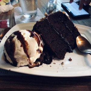 Hot Nutella Cake con Helado