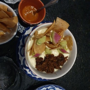 Queso Fundido con Chorizo 