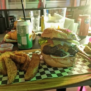 Hamburguesas - Urban Classic Burger