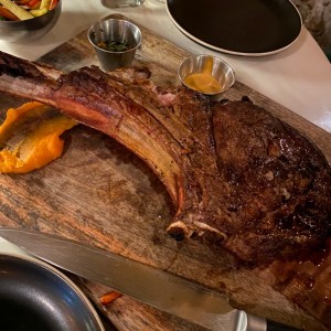 TOMAHAWK