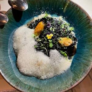 Risotto Nero di Seppia e Gamberetti