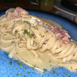 Pastas - Linguini Carbonara Madre