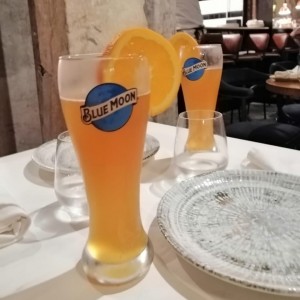 cerveza blue moon