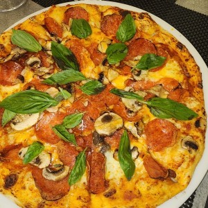 Pizzas - Pizza con Pepperoni