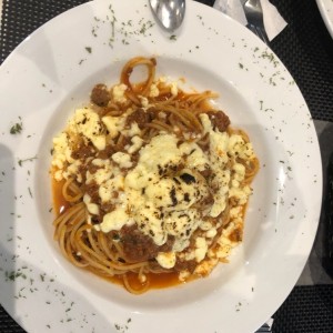 spaghetti gratinado