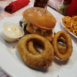 Bob's Burger de carne con Aros de Cebolla