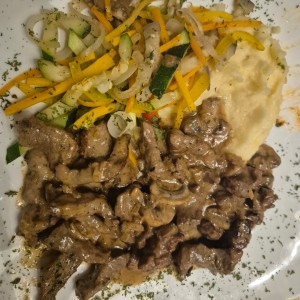 stroganoff de carne