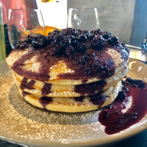 pancakes frutos rojos