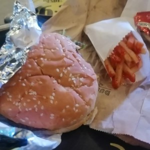 Combo - hamburguesa tejana + papas fritas + soda