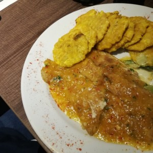 Filete de Pescado al Ajillo