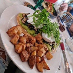 BRUNCH - Portobello Florentine