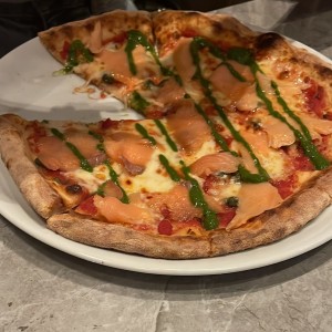 Pizza salmon