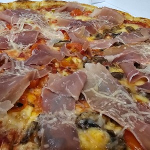 pizza combinada parma e Italia ?