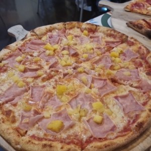 Pizzas Rojas - Hawaiana