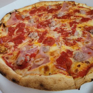 Pizzas Rojas - Carnivora familiar 