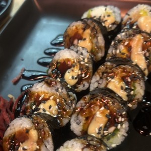 SUSHI - TEMPURA ROLL