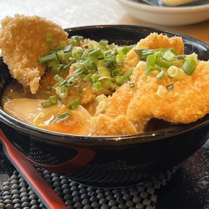 Chickenkatsu (medio ramen)