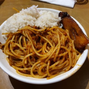 Macarrones con Gallina de Patio, Arroz Blanco, Tajada