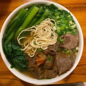 Fideo de Carne Taiwanes