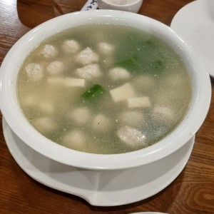 Sopa de Bolitas de Pescado