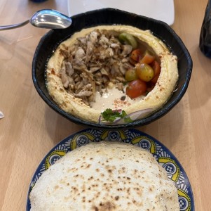 Hummus - Shawarma de Pollo