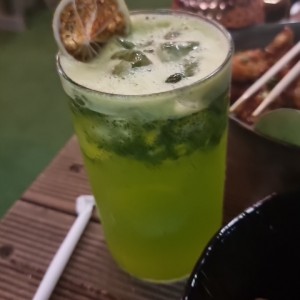 limonada yerbabuena