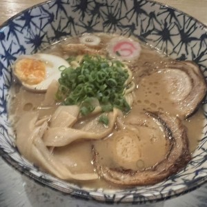 RAMEN - Chiiro Tonkotsu