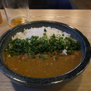 ESPECIALIDADES - Curry Raisu