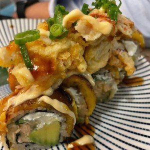 Sushi - Filipino Roll