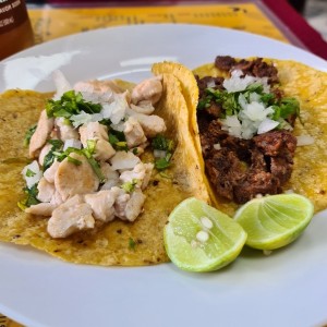 Tacos de Pollo y al Pastor
