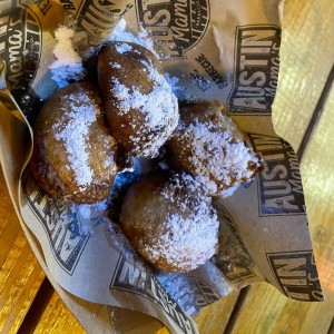 Sweets - Fried Oreos (4)