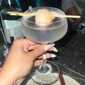 Lychee martini 