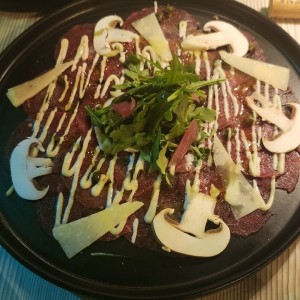 Carpaccio de res