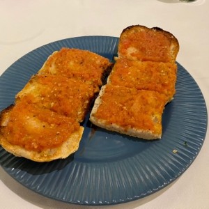 Pan de tomate