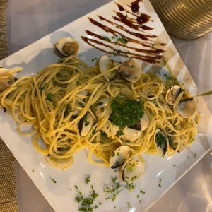 Pastas - Espaguetis con Almejas