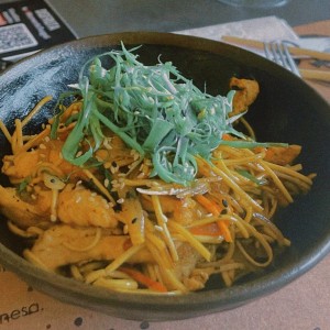 Yakisoba - Pollo ??muy delicioso ?