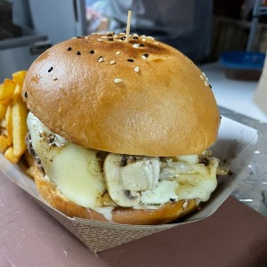 La Swiss Burger