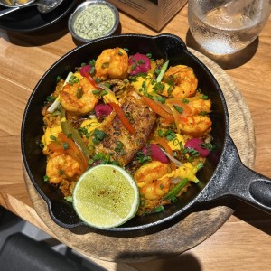 Arroz con Concolón de mariscos y Pescado