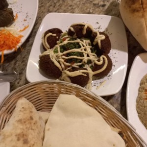 falafel (mesa libanesa)