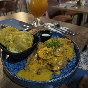 Pescado/ Filete Coronado con Camarones