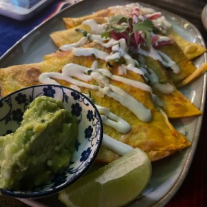 Quesadillas de Queso Oaxaca // Oaxaca Cheese Quesadillas