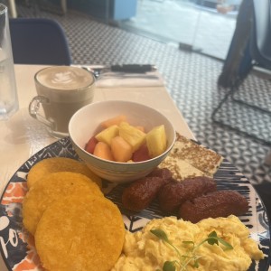 Clásicos - Desayuno Panameño