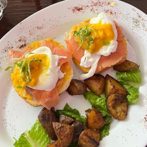 Desayunos Salados - Huevos Benedictinos