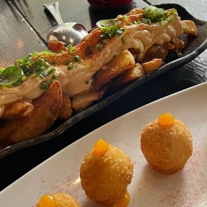 Tapas Clásicas - Patatas Bravas