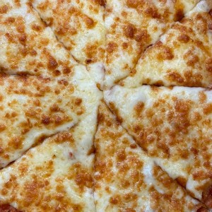 Pizza personal de mozzarella 